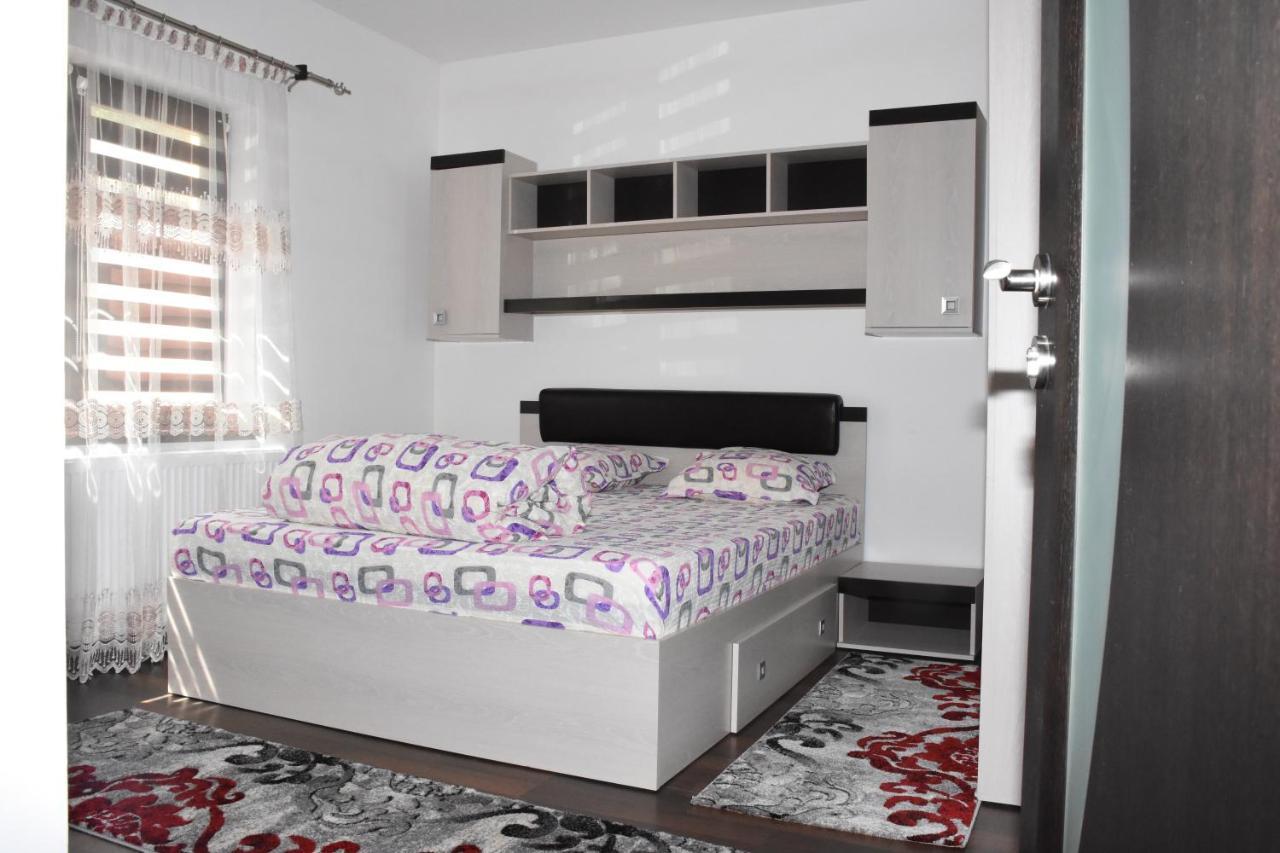 Hotel Apartament Eldya Comfort&Suites Predeal Exteriör bild