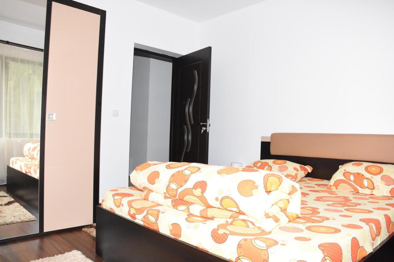 Hotel Apartament Eldya Comfort&Suites Predeal Exteriör bild