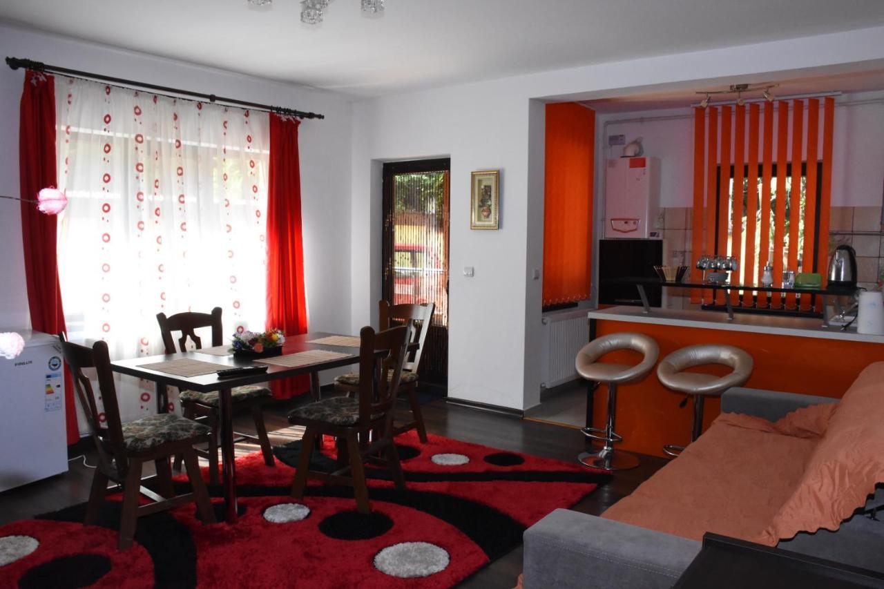 Hotel Apartament Eldya Comfort&Suites Predeal Exteriör bild