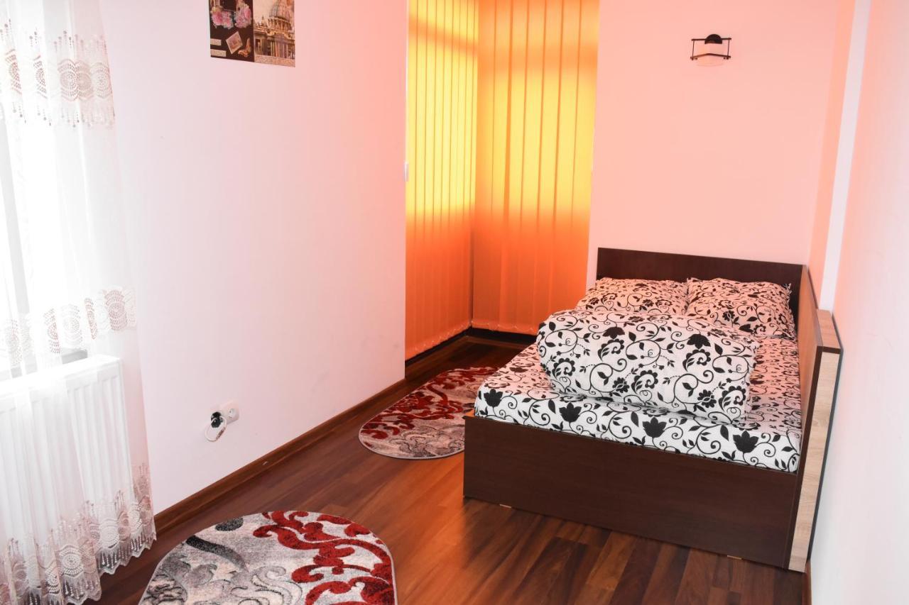 Hotel Apartament Eldya Comfort&Suites Predeal Exteriör bild