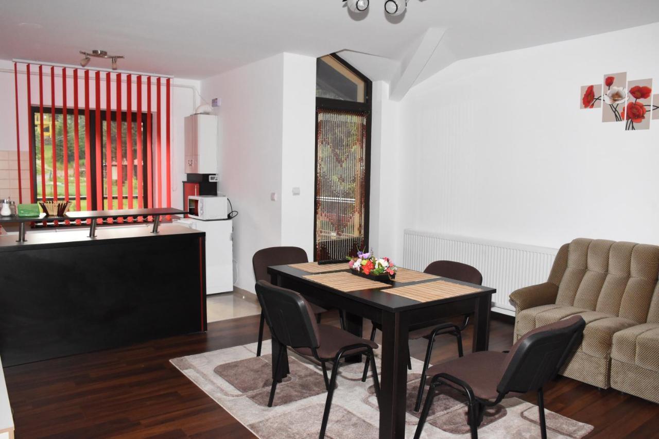 Hotel Apartament Eldya Comfort&Suites Predeal Exteriör bild