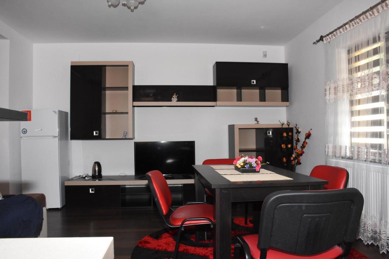 Hotel Apartament Eldya Comfort&Suites Predeal Exteriör bild